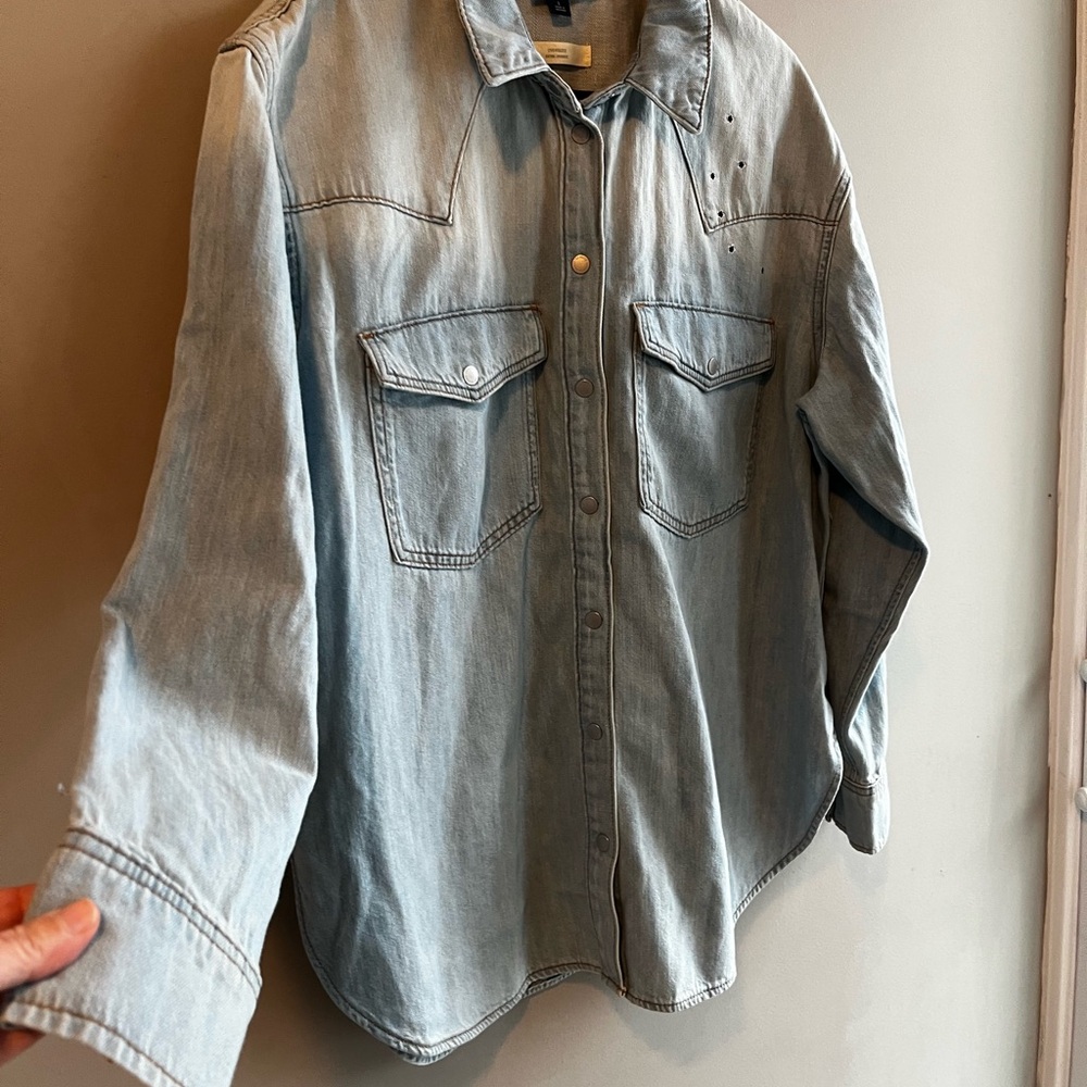 Universal Thread Light Blue Denim Shirt Celestial Western Stars Large - Picture 9 of 13